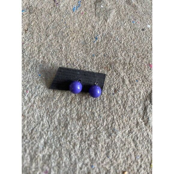 Stud Earrings Purple Violet Studs Pierced Circular - Picture 1 of 6